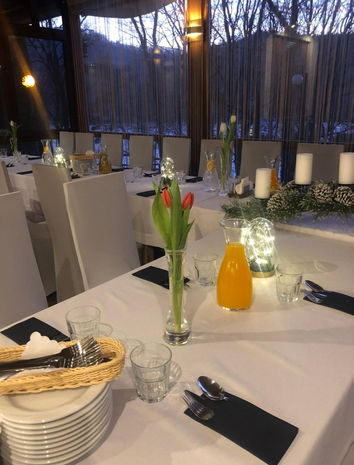 Ośrodek Szkoleniowo Wypoczynkowy ROŻNÓW Hotel Exterior foto